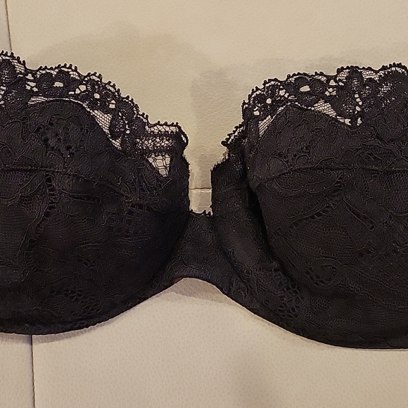 La Perla Black Lace Demi Cup Bra - Picture 7 of 7